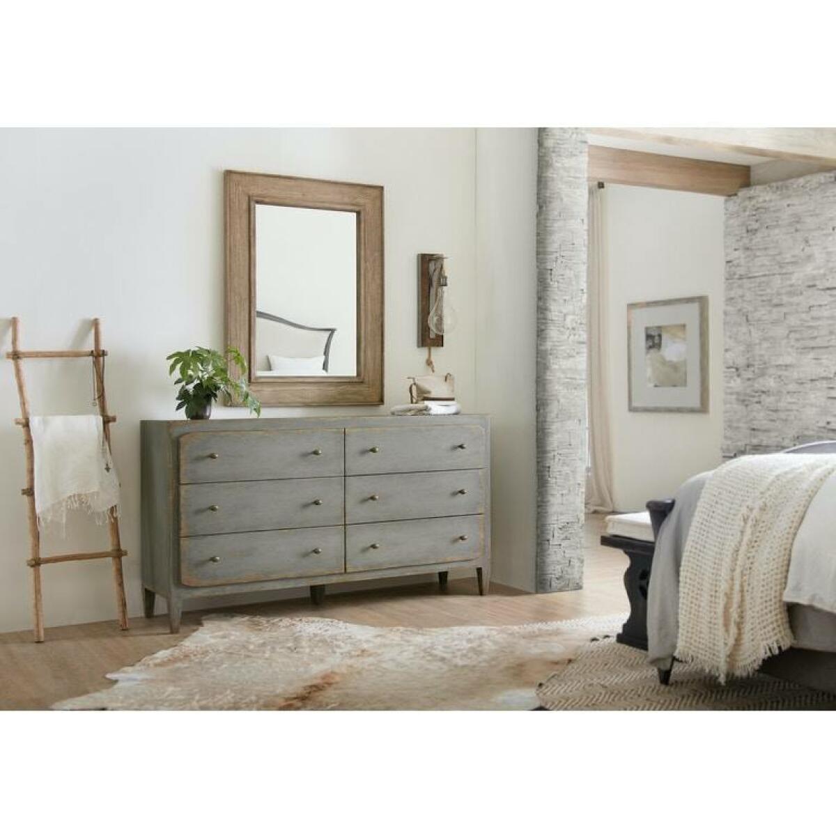 Ciao Bella Six-Drawer Dresser Dressers Hooker Furniture
