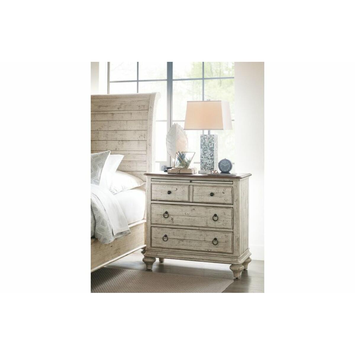 Weatherford Baldwin Bachelors Chest Chests Kincaid Furniture