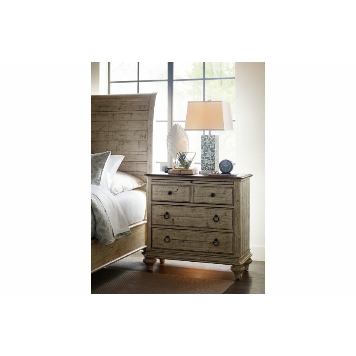 Weatherford Baldwin Bachelors Chest Chests Kincaid Furniture