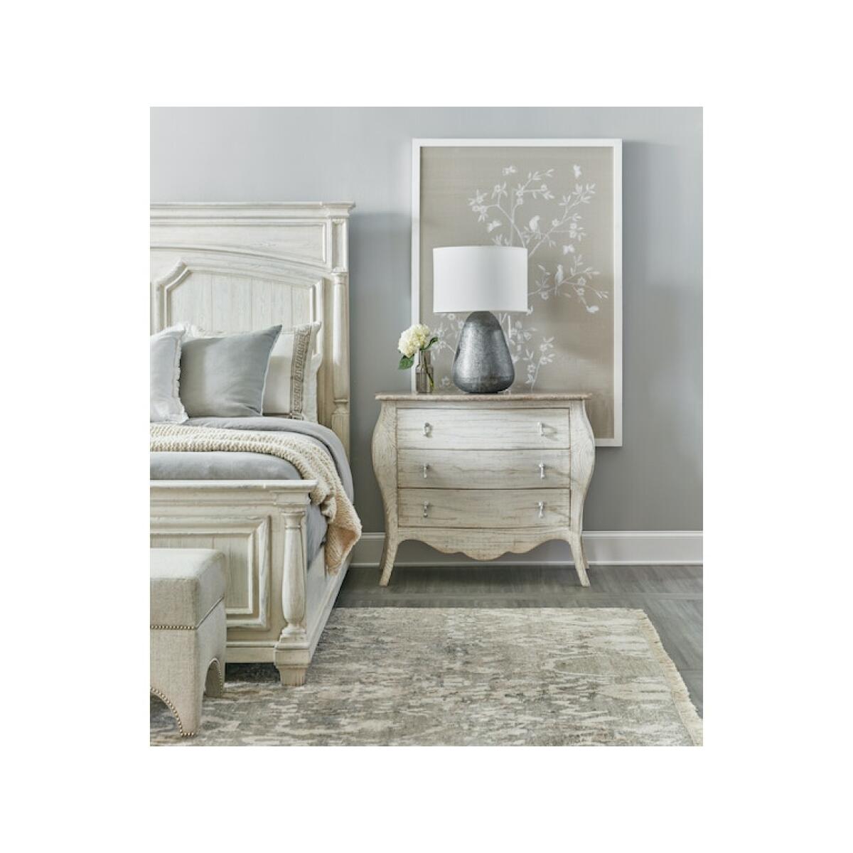 Traditions Bachelors Chest Chests Hooker Furniture