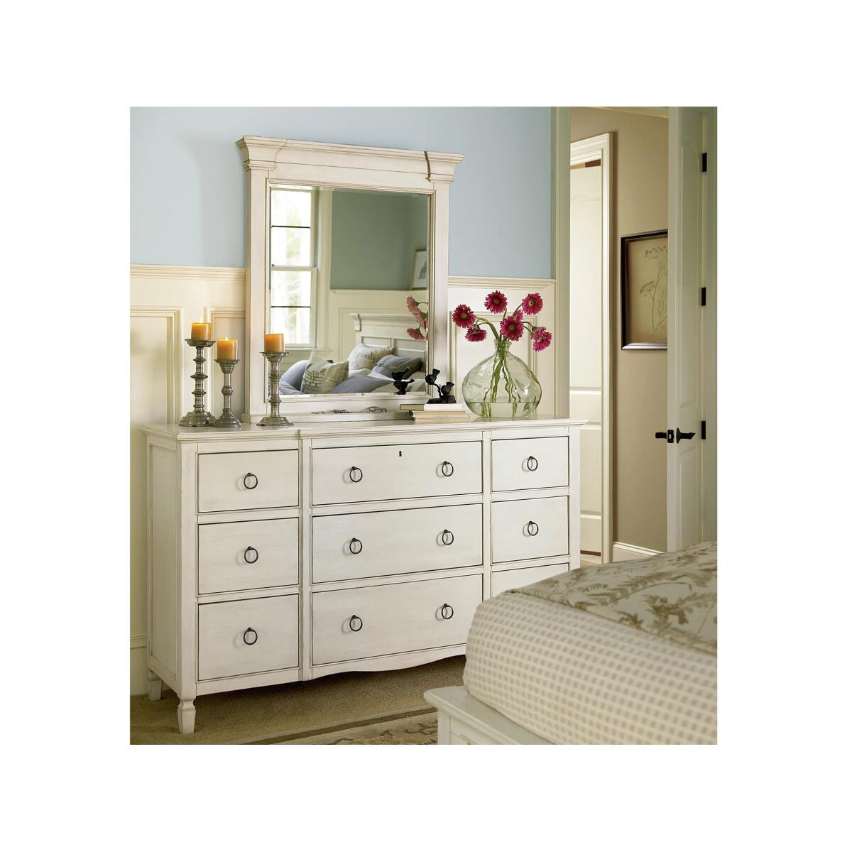 Summer Hill Nine Drawer Dresser Dressers Universal Furniture