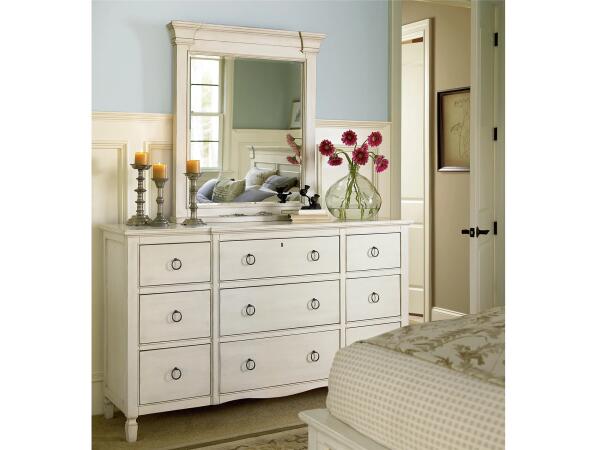 Summer Hill Nine Drawer Dresser Dressers Universal Furniture