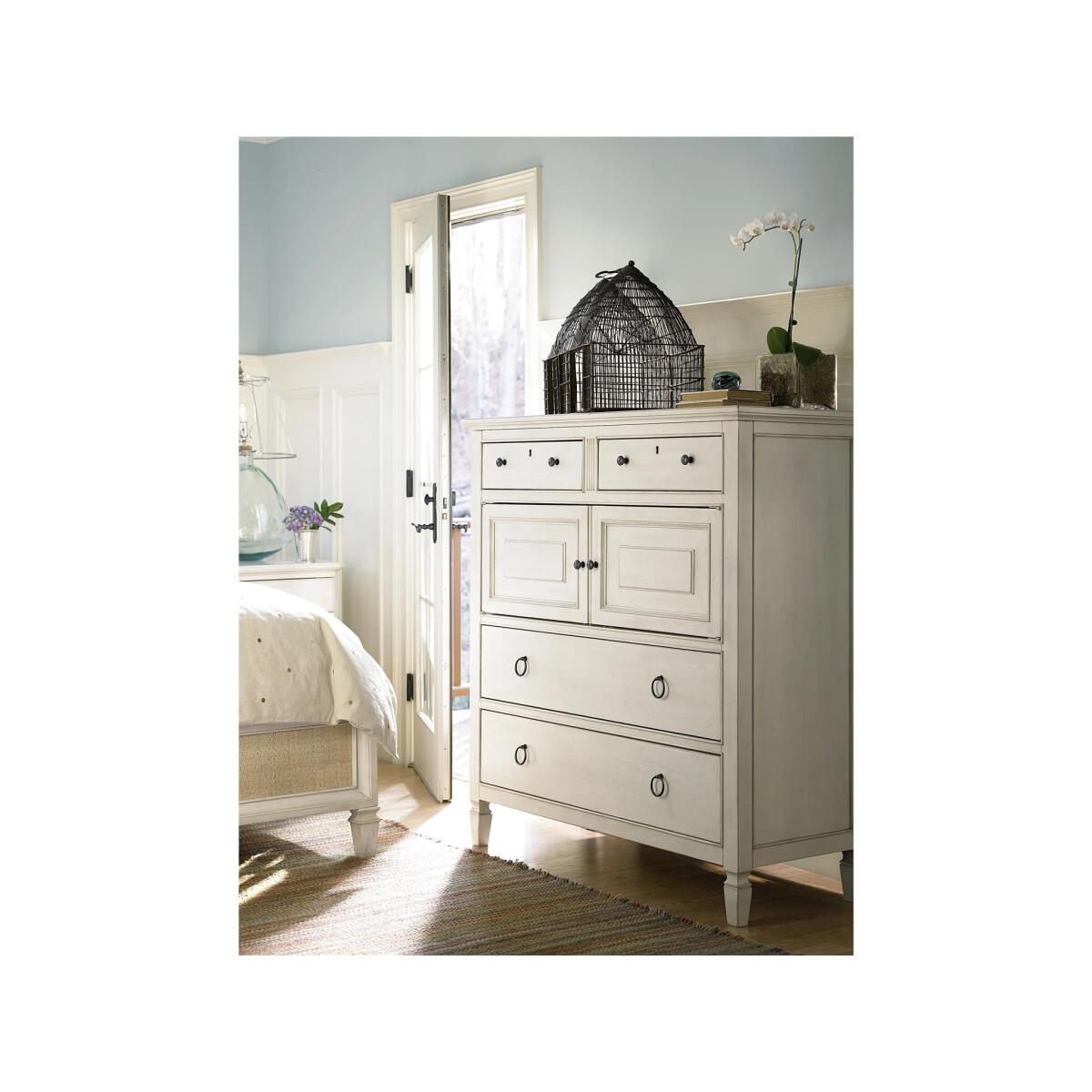 Summer Hill Dressing Chest Chests Universal Furniture