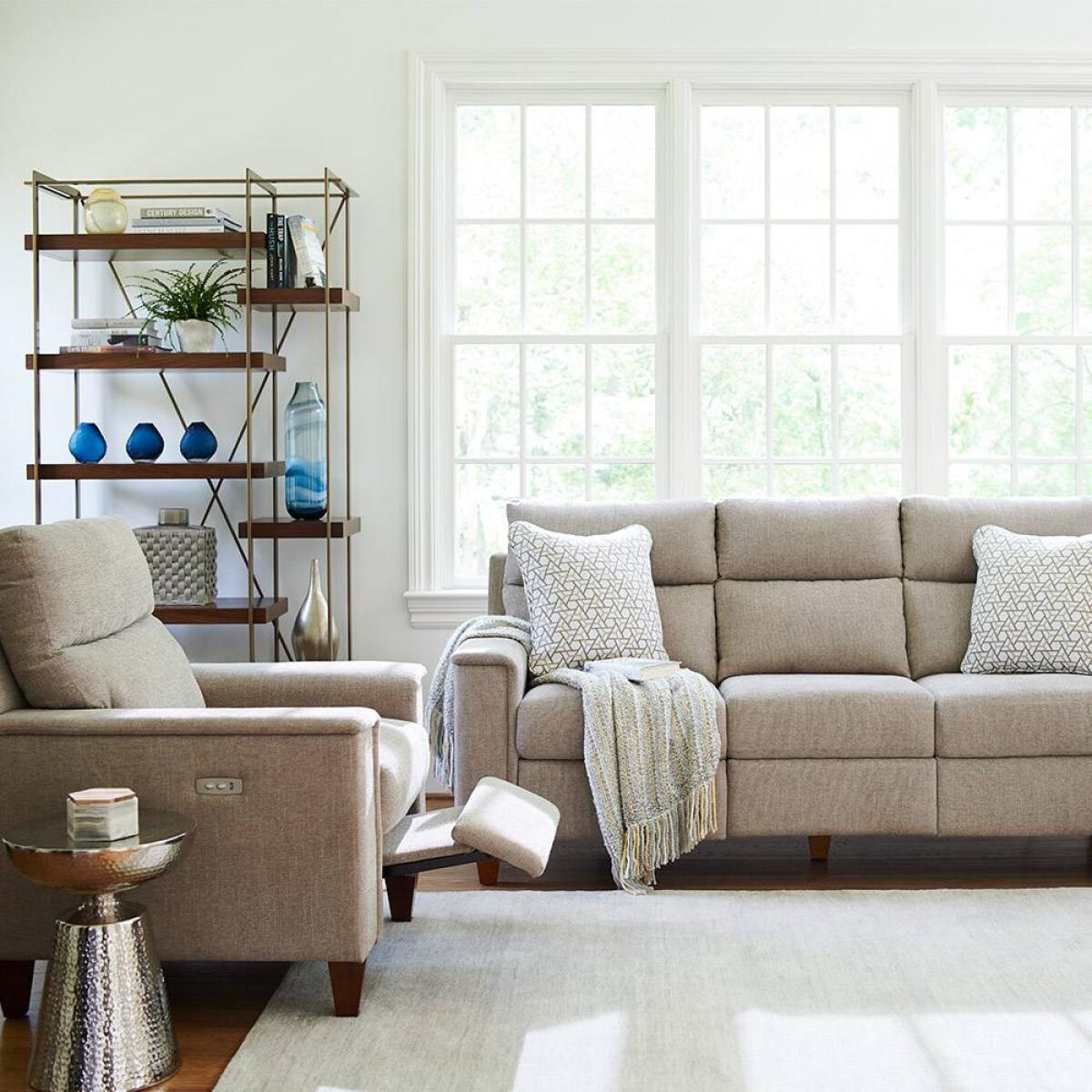 Ryder duo® Power Reclining Sofa Sofas La-Z-Boy