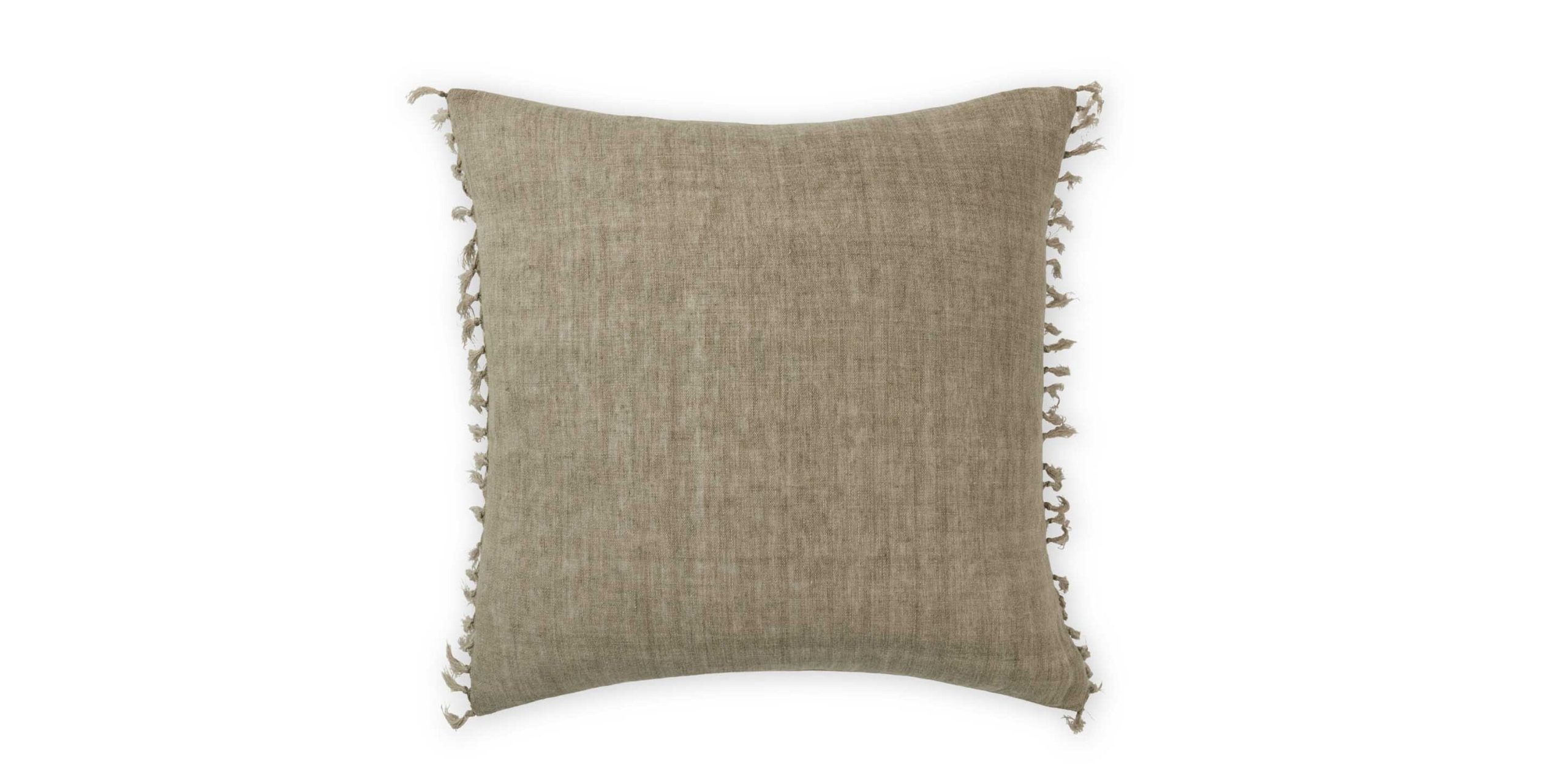 Majere Pillow